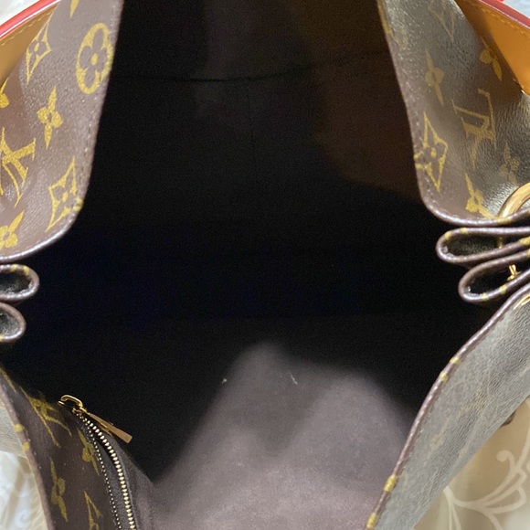 Like New Louis Vuitton Métis Hobo Reverse Monogram Canvas authentic - Picture 11 of 16